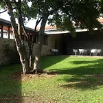 A Casa De *